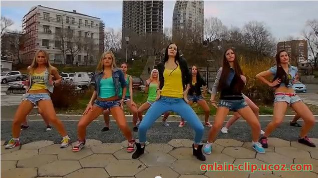 FORMA dancing girls