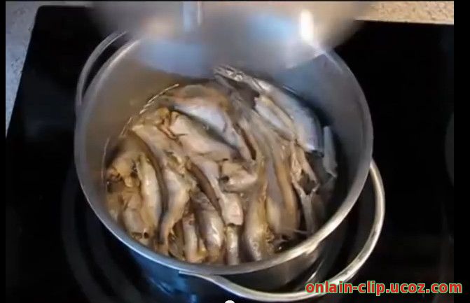 Как приготовить рыбные консервы дома