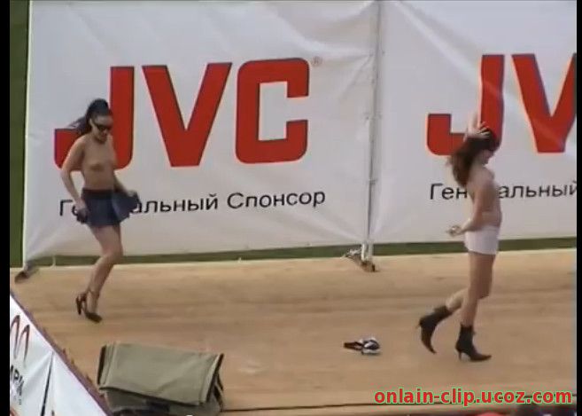 Эротическое шоу.Смоленск, стадион Спартак