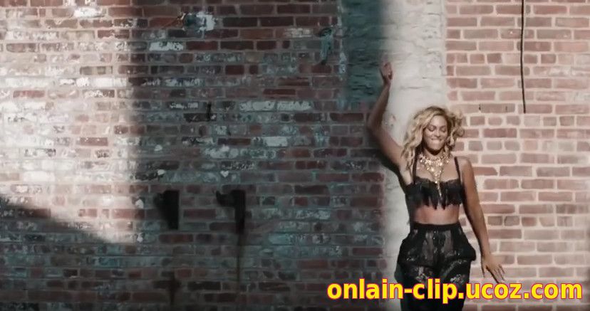 Beyonce VS Nicki Minaj Twerk Battle