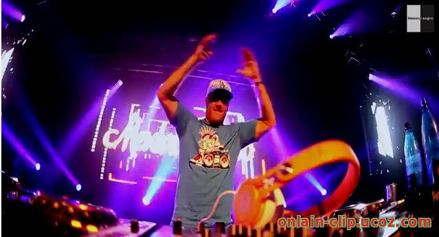 Mental Theo - This Is Vegas Baby!