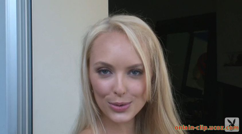 Демонстрация природной наготы от Shera Bechard