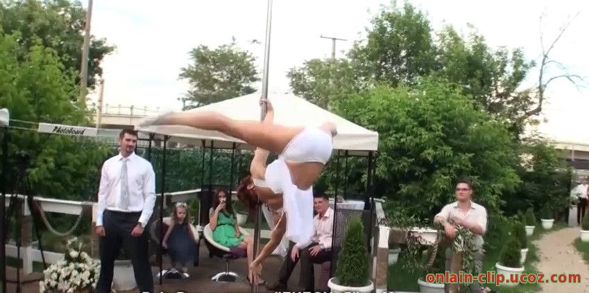 Невеста Pole Dance зажигает!!! Супер свадебный танец. Pole Dance на свадьбе. Невеста на шесте