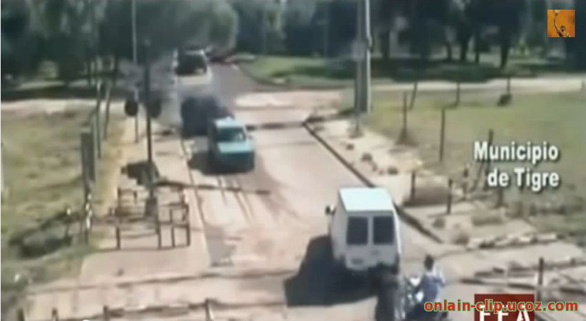 За секунду до смерти! Невероятные кадры!