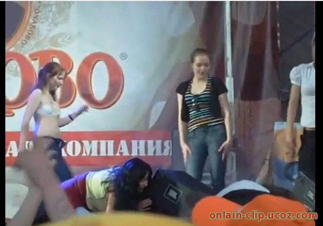 Конкурс на лучший возбуждающий танец